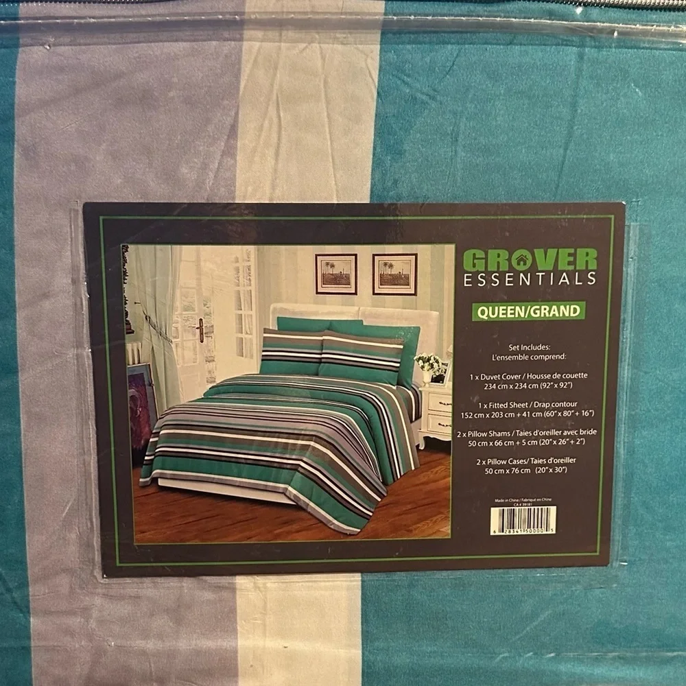 Duvet Cover Queen Set 6 pc Set Green Stripes